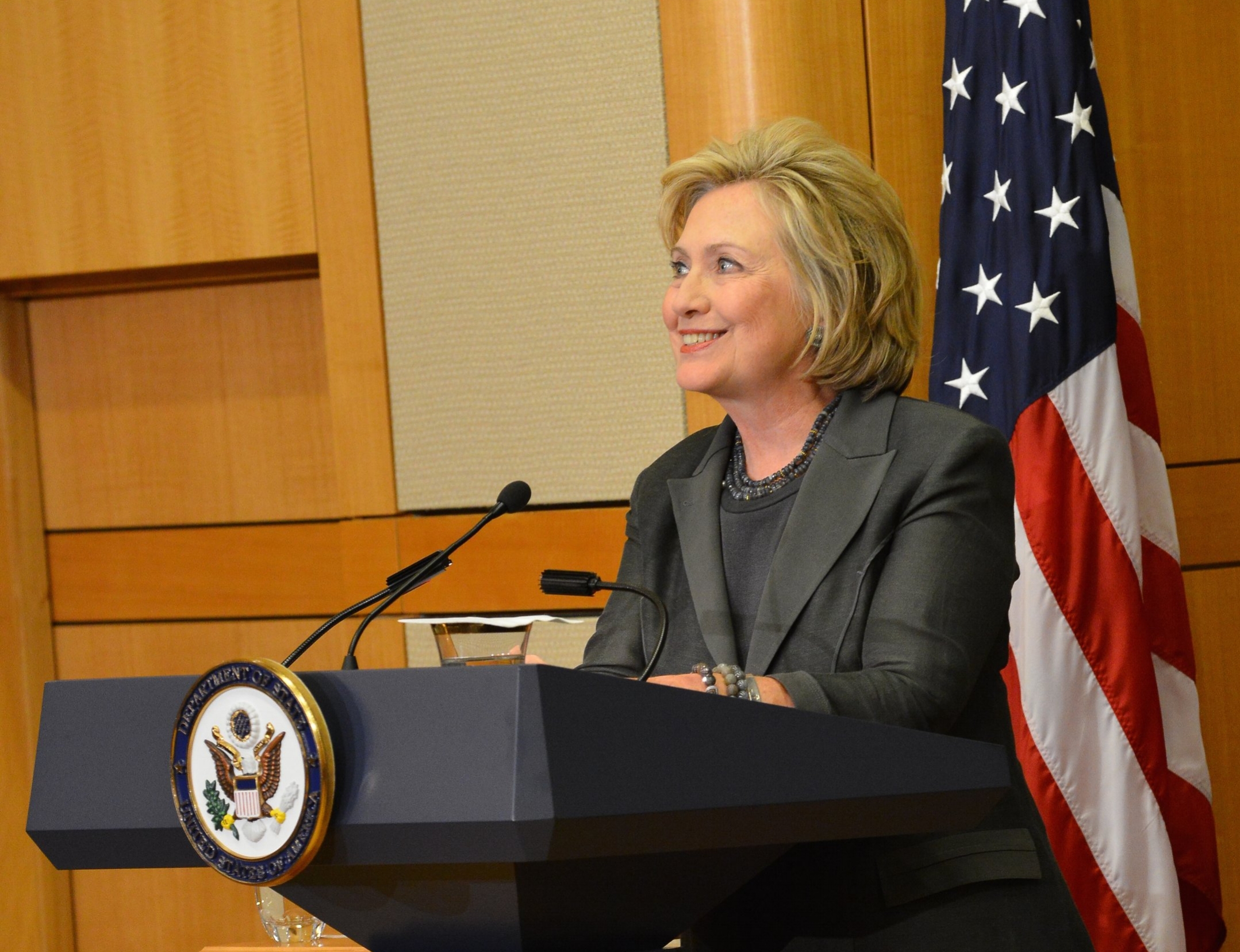 Students rejoice as Clinton ends college debt