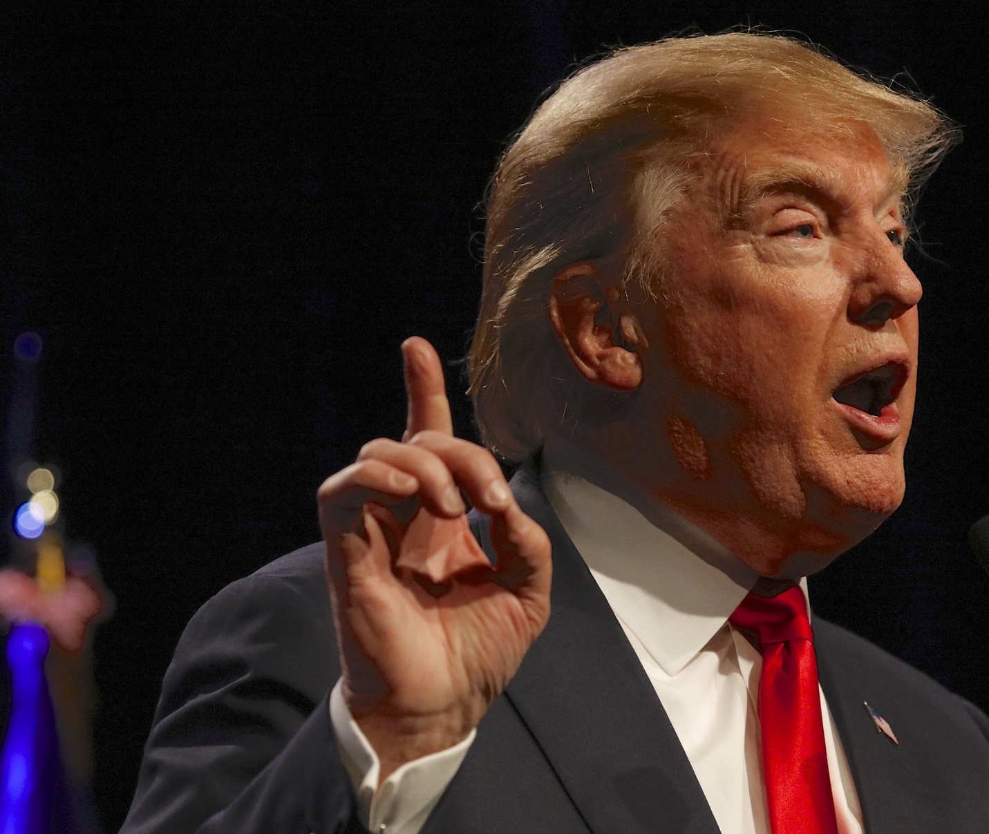 Donald Trump overheard singing Jackson 5's "ABC," seemingly as learning device