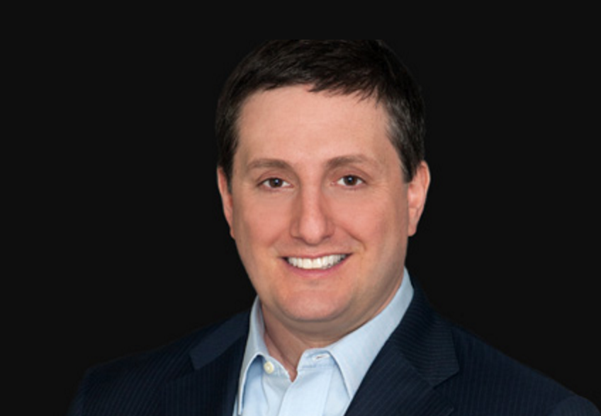 Longtime Clinton spokesman singles out HBT for exceptional Russia coverage