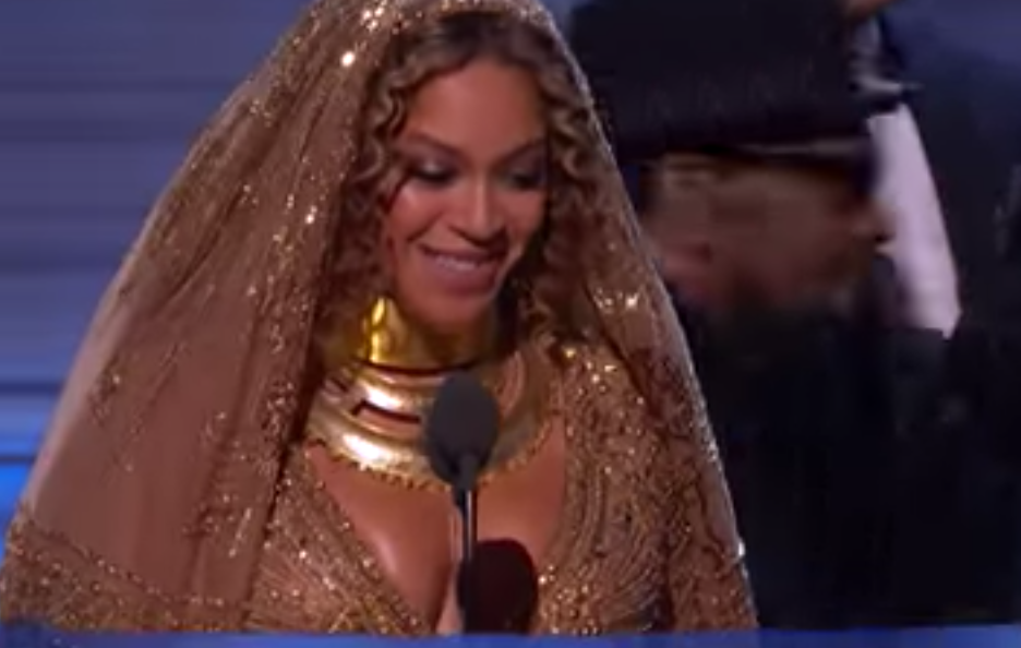 Beyoncé deservedly beats Adele, sweeps Grammys