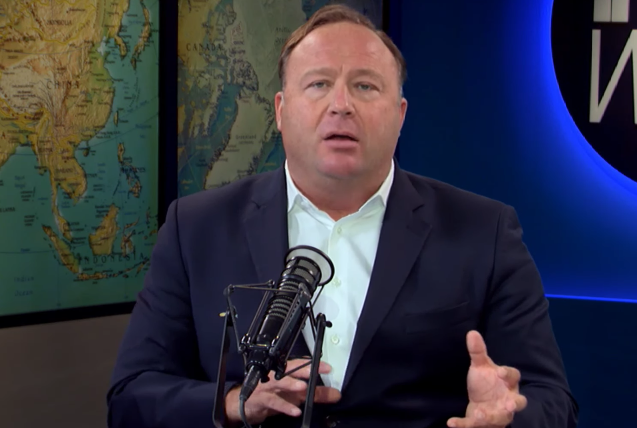 Banned from Youtube, Alex Jones yells homophobic slurs at frogs urging them to get off his lawn