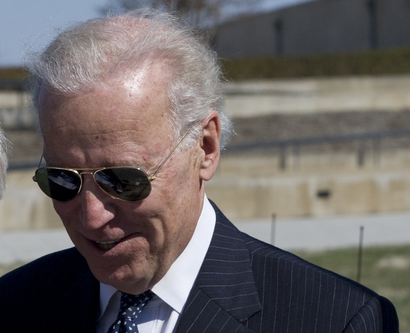  Joe Biden planning to debut new line of sunglasses at 2018 New York Fashion Week
