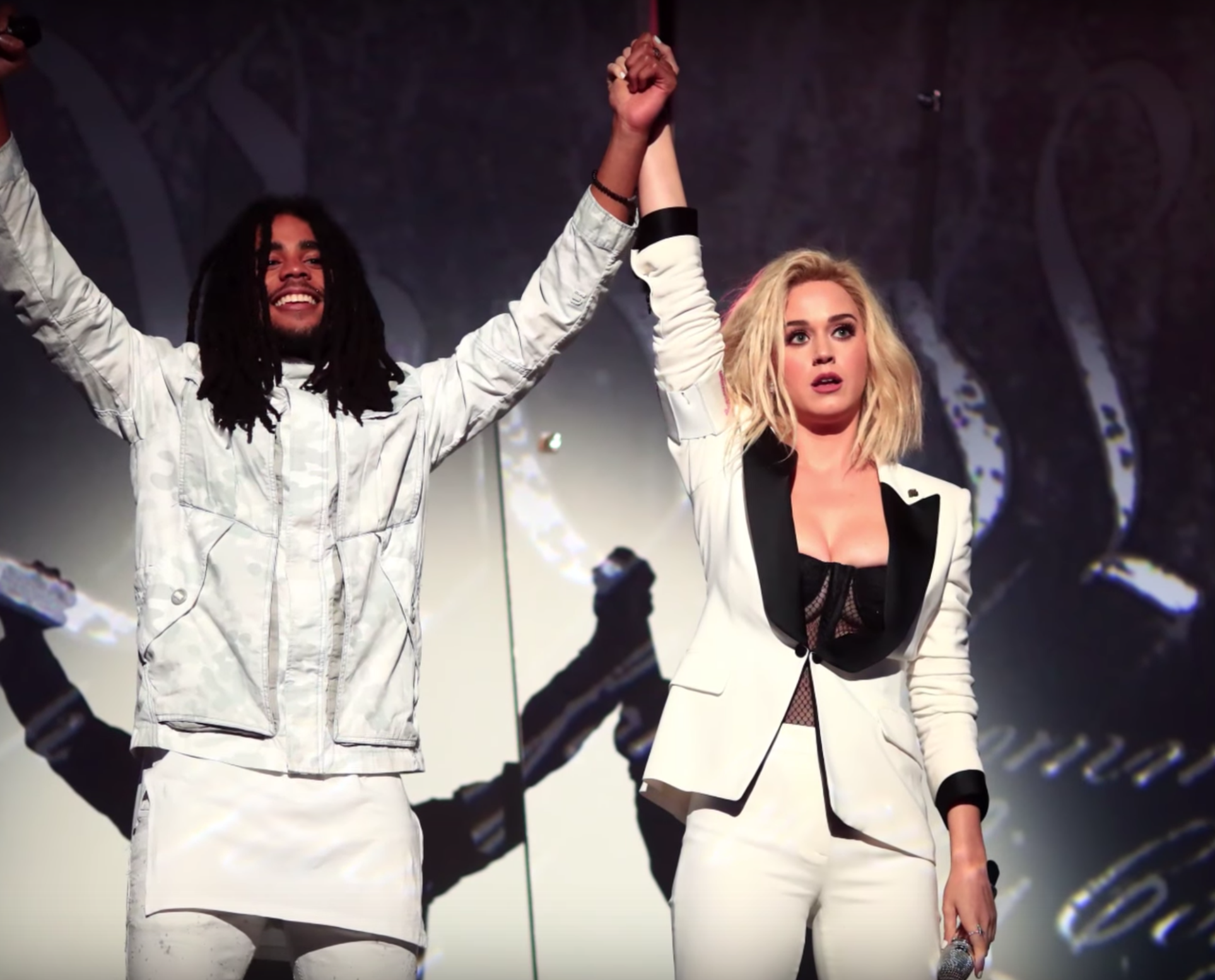 Katy Perry's new Hillary Clinton anthem has no "fuck you" subtext whatsoever